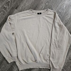 H&M Men's Beige Crewneck Sweater